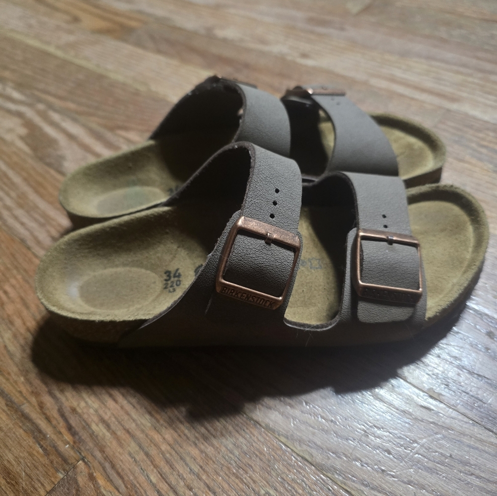 Birkenstock Sandals Size 34